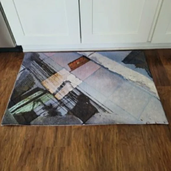 Puddle Rug - Picture 3 of 3